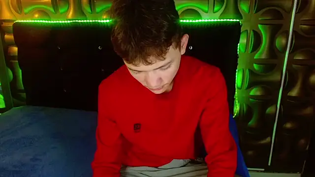 cruz dante online show from March 25, 7:09 pm