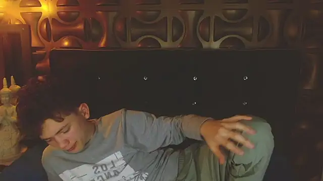 cruz dante online show from April 30, 8:57 pm