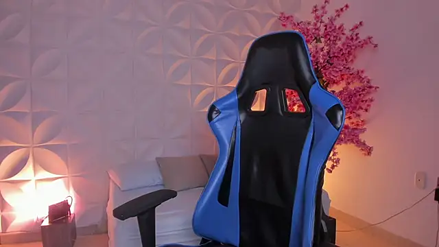 cora 22 online show from February 28, 12:50 pm