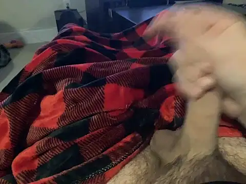 Snapshot of northcock87 chatting on January 9, 2:11 am northcock87 online show from January 9, 2:11 am