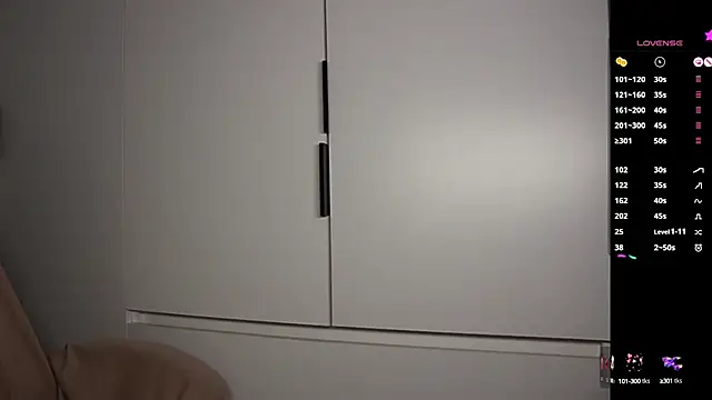 Snapshot of anna_from_heavenTV chatting on February 20, 9:55 am anna from heavenTV online show from February 20, 9:55 am