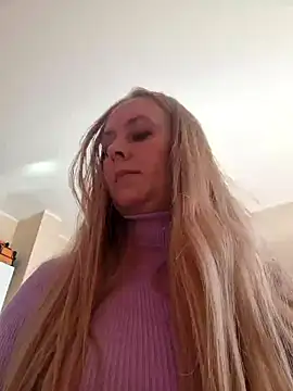 Snapshot of VictoriaMiami chatting on February 7, 10:19 am VictoriaMiami online show from February 7, 10:19 am