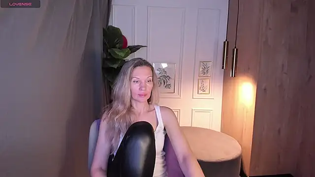 NancyGrace online show from November 21, 5:39 am