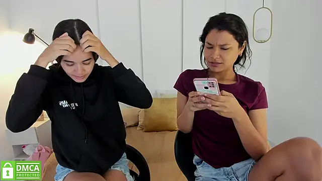 Snapshot of sexychanell_18 chatting on February 3, 12:47 pm sexychanell 18 online show from February 3, 12:47 pm