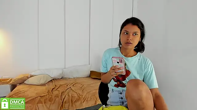 Snapshot of sexychanell_18 chatting on February 27, 3:48 pm sexychanell 18 online show from February 27, 3:48 pm