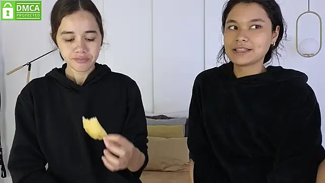 sexychanell 18 online show from February 13, 1:40 pm