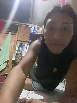 Snapshot of Topangel69 chatting on April 13, 8:36 pm Topangel69 online show from April 13, 8:36 pm