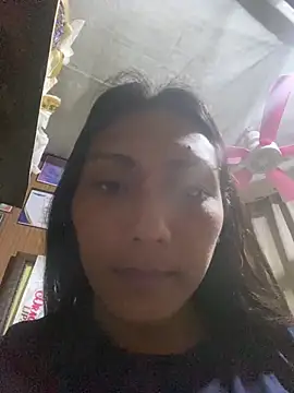 Snapshot of Topangel69 chatting on May 4, 9:22 pm Topangel69 online show from May 4, 9:22 pm