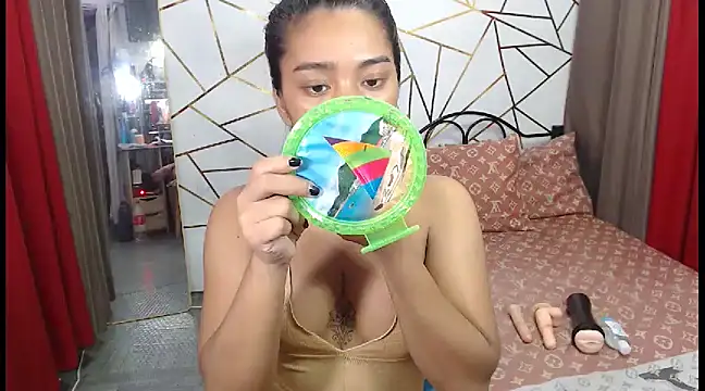 WildTsYhannaUncut online show from March 9, 2:43 pm