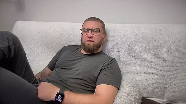 Bear bear  online show from December 11, 7:03 pm