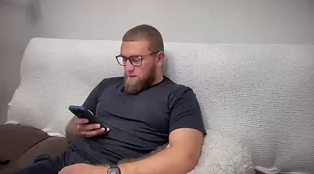 Bear bear  online show from December 12, 8:21 pm