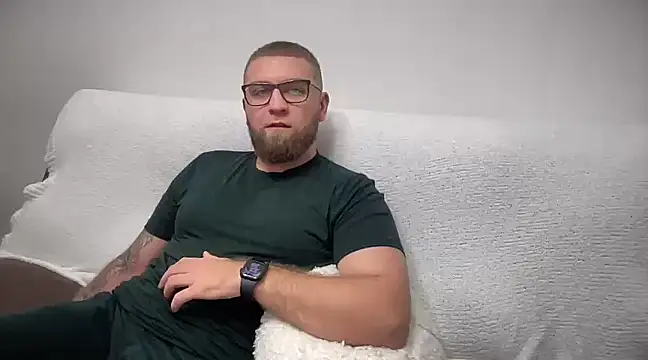 Bear bear  online show from December 16, 8:37 pm