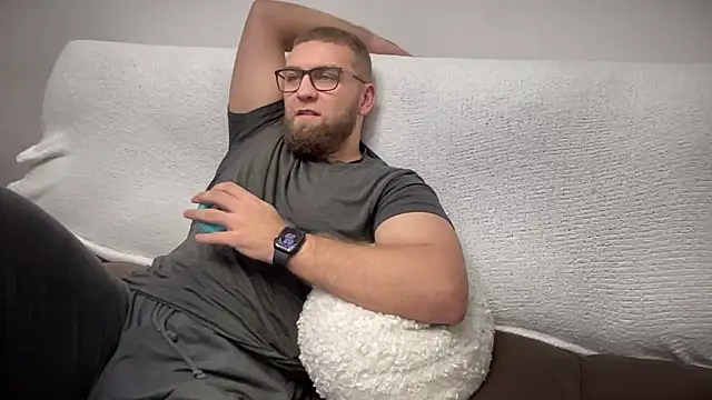 Bear bear  online show from December 22, 1:01 am