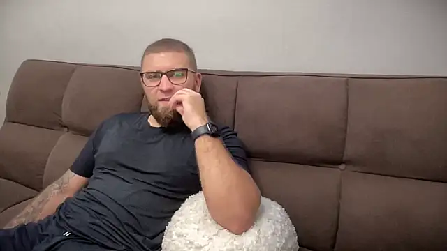 Bear bear  online show from December 27, 6:46 am