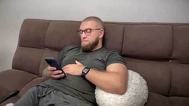 Bear bear  online show from December 30, 3:24 pm