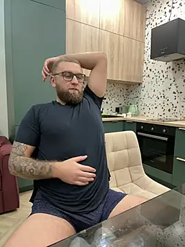 Bear bear  online show from February 27, 8:09 pm