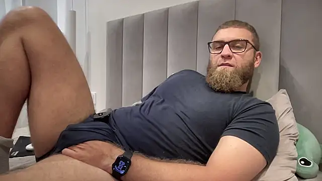 Bear bear  online show from September 9, 9:42 am