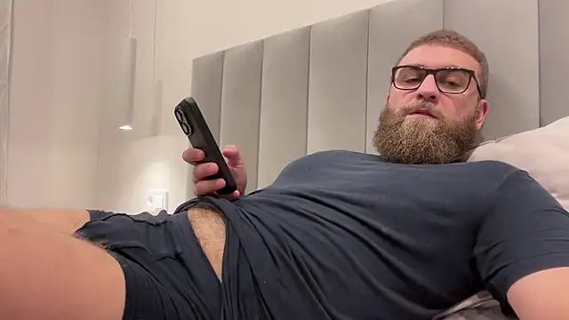 Bear bear  online show from November 26, 11:33 am