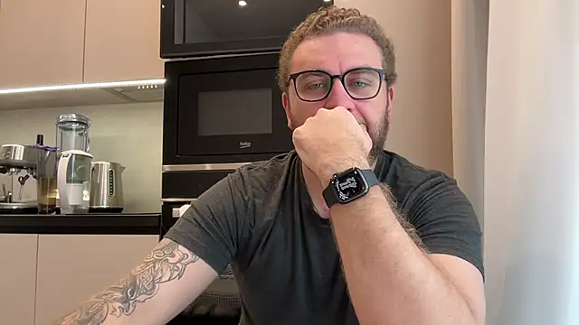 Bear bear  online show from April 15, 8:43 am