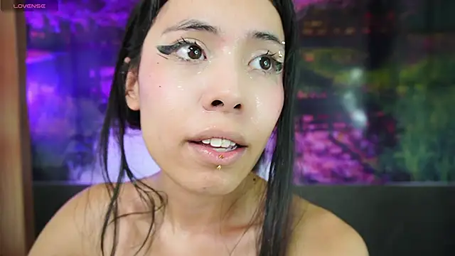 Snapshot of miss__maria chatting on February 13, 12:02 am miss  maria online show from February 13, 12:02 am