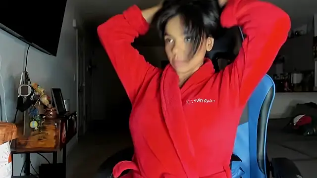 victoriachicas online show from February 22, 11:24 am