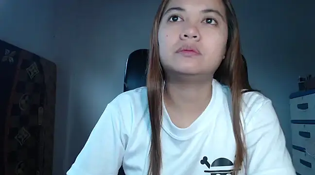 xTheLastVIRGINx online show from December 10, 3:30 am