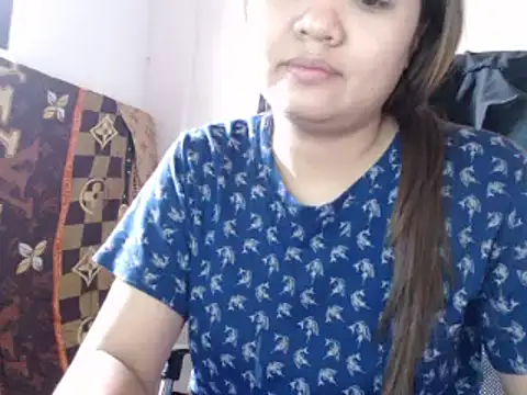 xTheLastVIRGINx online show from December 12, 4:37 am