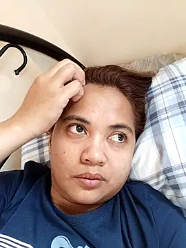 xTheLastVIRGINx online show from April 18, 3:10 am