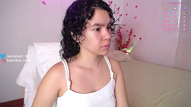 Karolina 1 online show from November 9, 1:53 pm