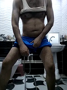 Snapshot of Manuel_Ferrara96 chatting on May 2, 7:24 am Manuel Ferrara96 online show from May 2, 7:24 am