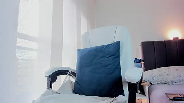 Snapshot of catimore chatting on September 12, 4:29 pm catimore online show from September 12, 4:29 pm