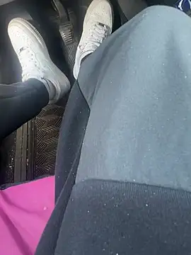 Pardalin112 online show from April 18, 8:29 am