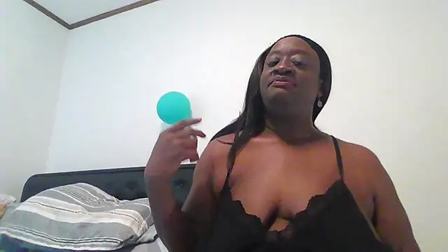 Katiefyi online show from April 21, 2:51 am