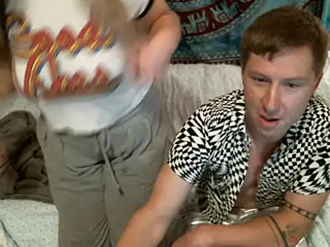 MormonPineapples online show from January 17, 4:28 am