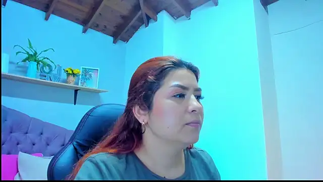 Gretta Queen online show from April 8, 6:30 pm