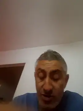 Snapshot of DildoG45 chatting on May 16, 9:13 pm DildoG45 online show from May 16, 9:13 pm