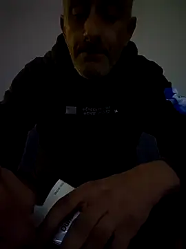 cuci45 online show from September 29, 8:24 pm