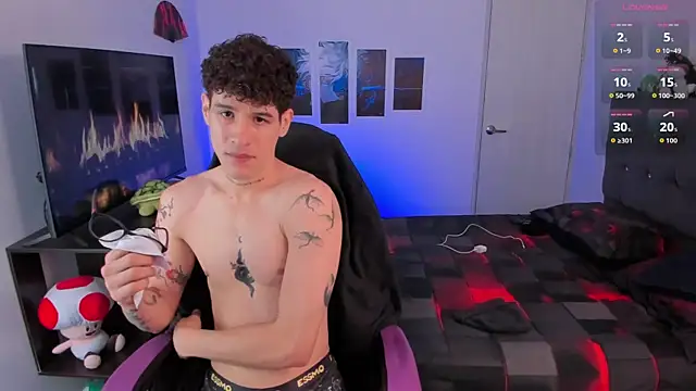 andybxby online show from April 16, 4:52 pm