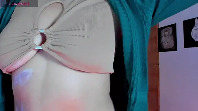 Snapshot of ink_demonxxx chatting on October 1, 1:22 am ink demonxxx online show from October 1, 1:22 am