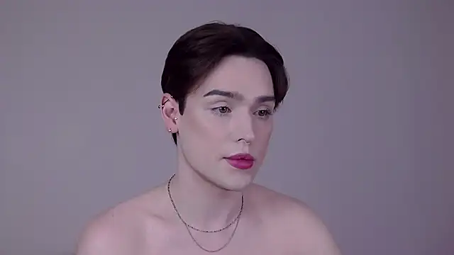 RobbyCharming online show from May 31, 7:04 am
