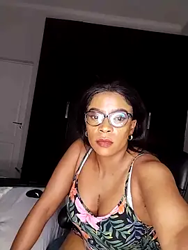 Lalakin90 online show from February 8, 9:24 am