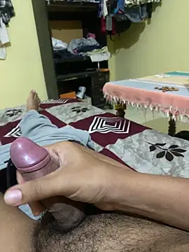 Snapshot of 1FunBoy chatting on November 1, 8:55 pm 1FunBoy online show from November 1, 8:55 pm