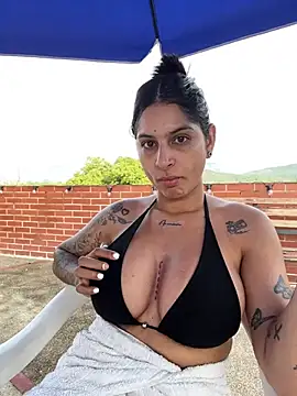 charlotte stevenss  online show from February 8, 12:30 pm