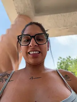 charlotte stevenss  online show from April 10, 5:39 pm