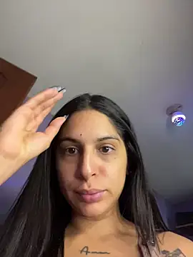 Snapshot of charlotte_stevenss_ chatting on June 2, 2:13 am charlotte stevenss online show from June 2, 2:13 am