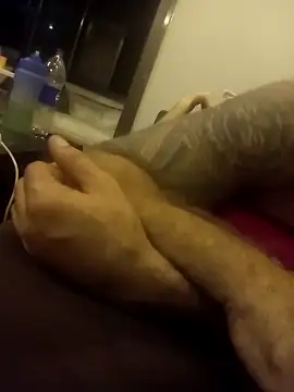 Snapshot of Chach1988 chatting on October 20, 10:54 pm Chach1988 online show from October 20, 10:54 pm