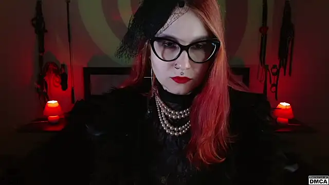 Snapshot of Amanita__Pantherina chatting on December 17, 8:12 am Amanita Pantherina online show from December 17, 8:12 am