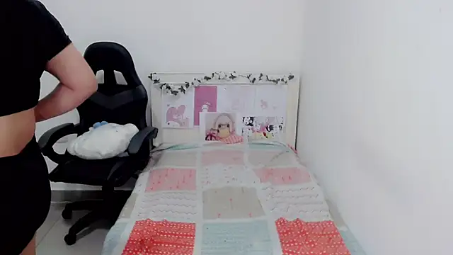 Youlittlepervertt  online show from January 14, 5:19 am