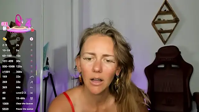 Snapshot of jasminedaze888 chatting on November 6, 10:32 pm jasminedaze888 online show from November 6, 10:32 pm