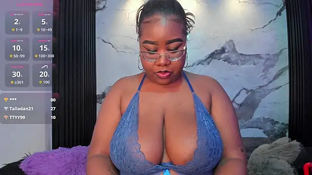 Darnellqueen online show from April 17, 11:08 pm